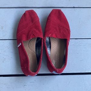 Toms shoes alpagargats corduroy slip on women’s 8